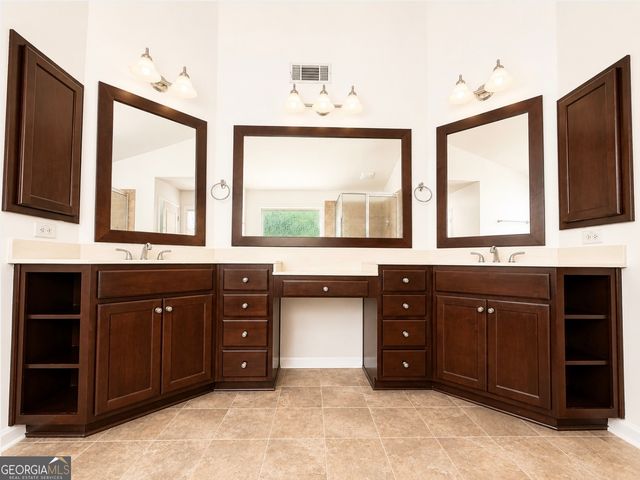 320 New point Lane, Canton, GA 30114