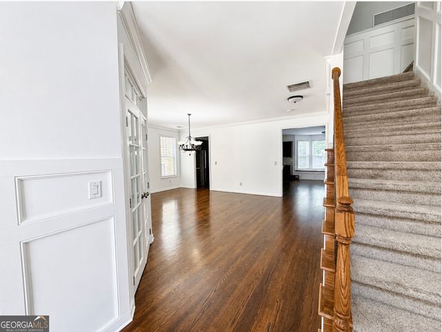 320 New point Lane, Canton, GA 30114