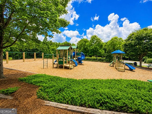 320 New point Lane, Canton, GA 30114