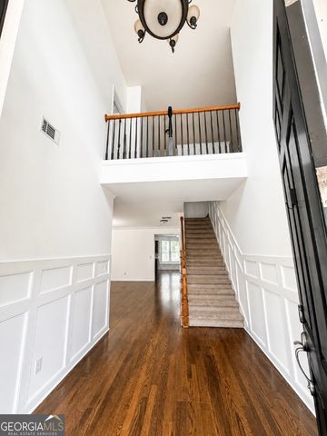 320 New point Lane, Canton, GA 30114
