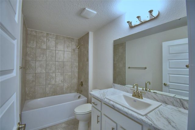 4620 CALAMINT LANE, Auburndale, FL 33823