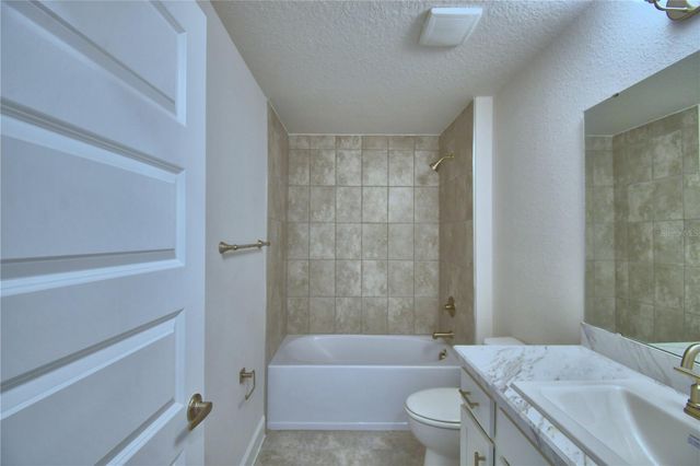 4620 CALAMINT LANE, Auburndale, FL 33823