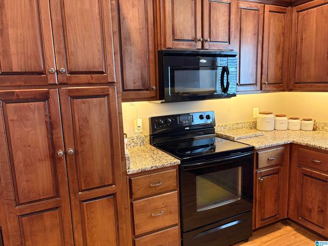 6604 CRYSTAL LANE, Mount Olive, AL 35117