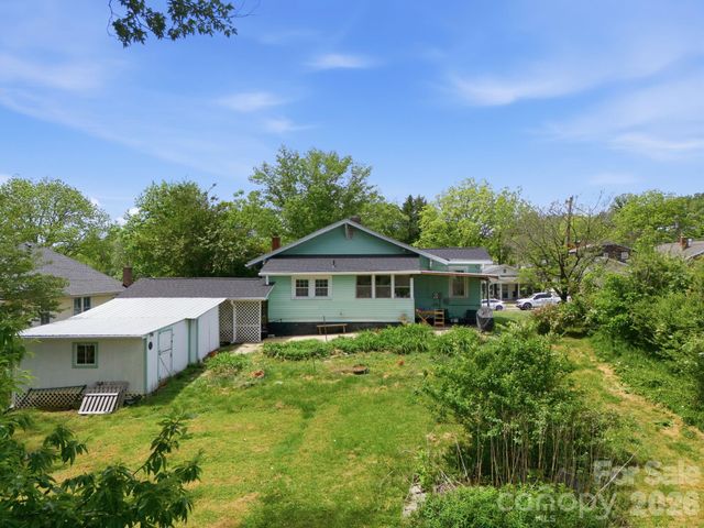 77 Pulliam Street, Marion, NC 28752