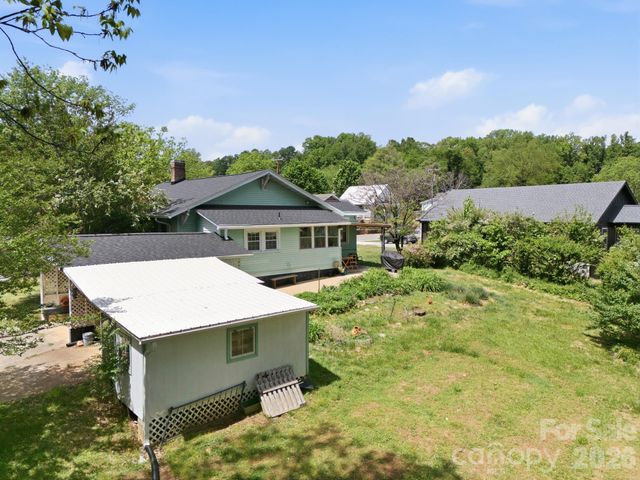 77 Pulliam Street, Marion, NC 28752