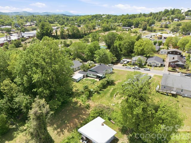 77 Pulliam Street, Marion, NC 28752