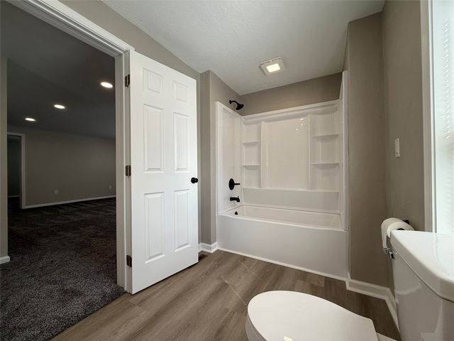 121 W 2ND Street, Waterford, PA 16441