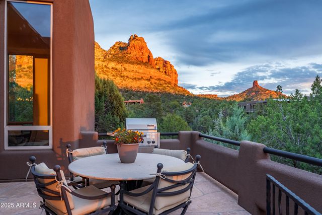 30 TOURMALINE Trail, Sedona, AZ 86336