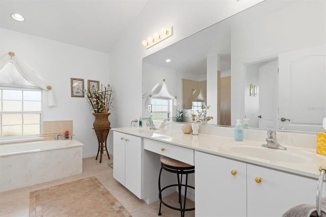 39 MEDALIST LANE, Rotonda West, FL 33947