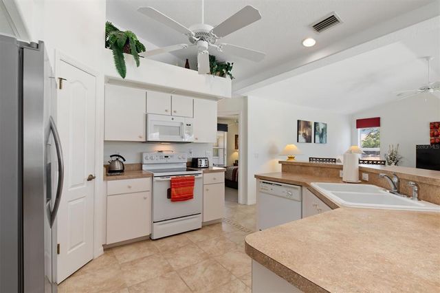 39 MEDALIST LANE, Rotonda West, FL 33947