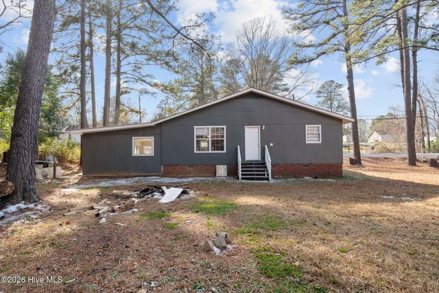 715 S 3rd Street, Sanford, NC 27330