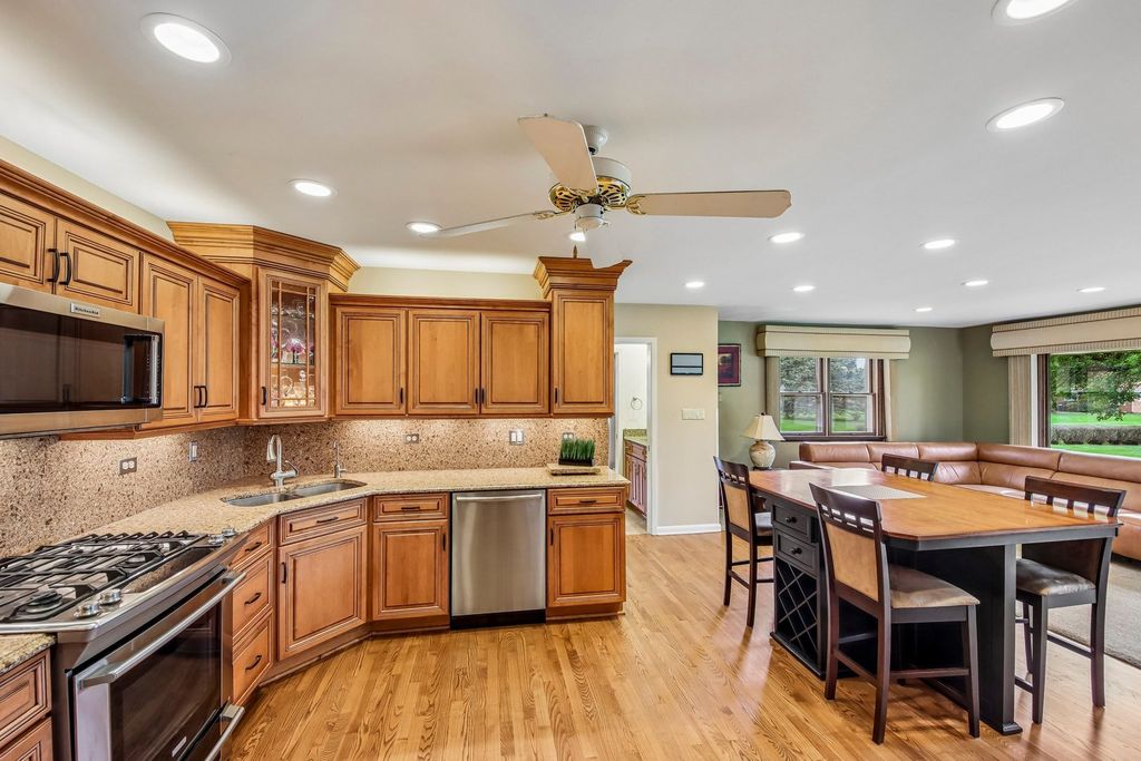 6N520 Andrene Lane, Itasca, IL 60143 — photo 3