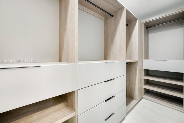 7553 W Treasure Dr, North Bay Village, FL 33141