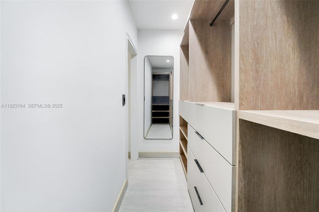 7553 W Treasure Dr, North Bay Village, FL 33141