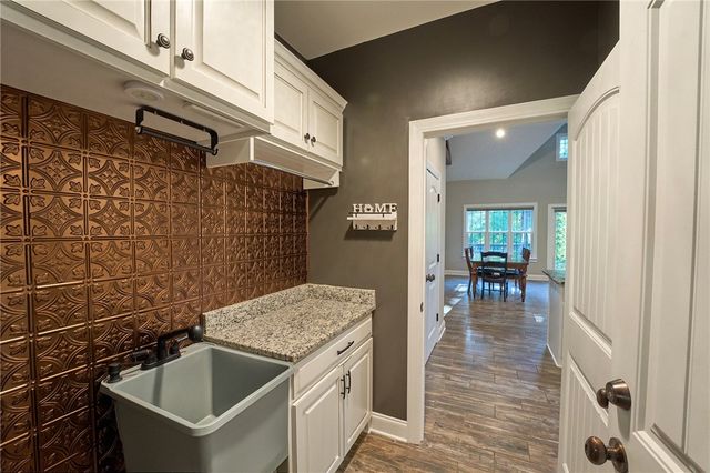 37 Puckett Mill Way, Central, SC 29630