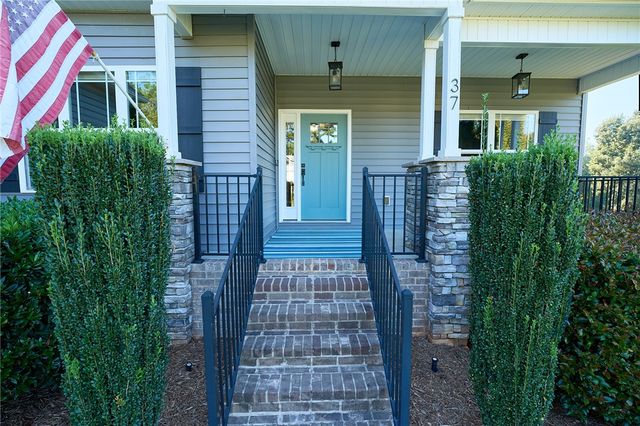 37 Puckett Mill Way, Central, SC 29630
