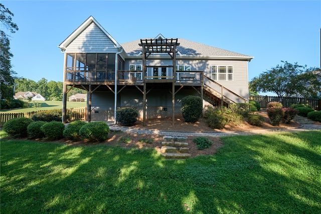 37 Puckett Mill Way, Central, SC 29630