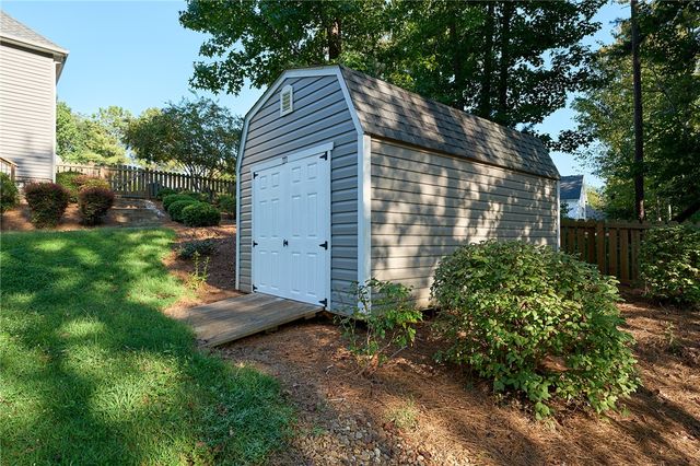37 Puckett Mill Way, Central, SC 29630