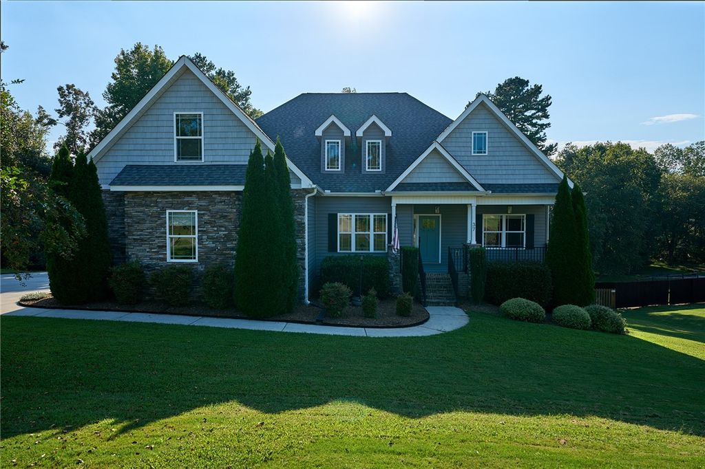 37 Puckett Mill Way, Central, SC 29630