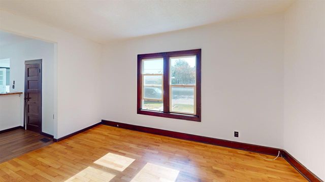 700 Kane Street, La Crosse, WI 54603