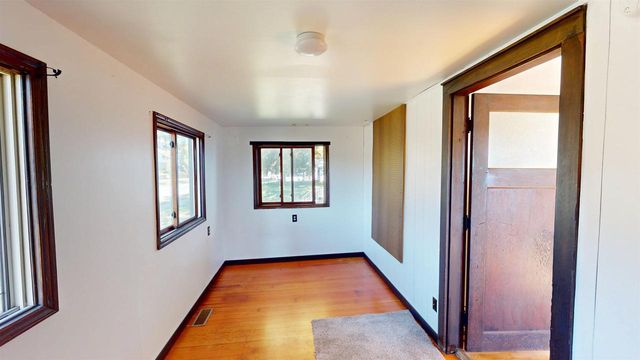 700 Kane Street, La Crosse, WI 54603