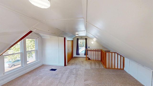 700 Kane Street, La Crosse, WI 54603