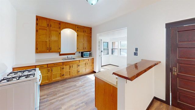 700 Kane Street, La Crosse, WI 54603