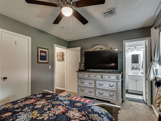 740 W Elder Drive, Mustang, OK 73064