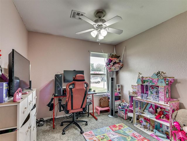 740 W Elder Drive, Mustang, OK 73064