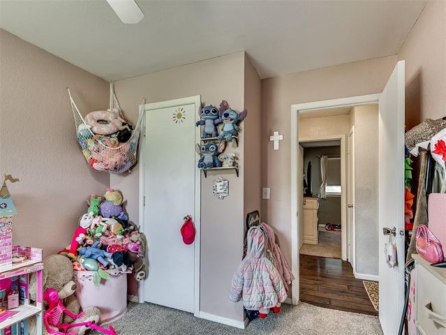 740 W Elder Drive, Mustang, OK 73064
