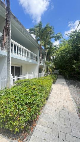 1727 Jimmy Buffett Mem Highway 208, Vero Beach, FL 32963