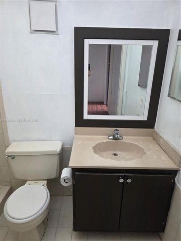 8065 SW 107th Ave 202, Miami, FL 33173