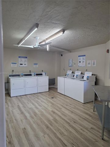 8065 SW 107th Ave 202, Miami, FL 33173