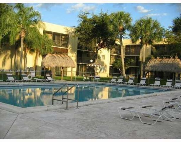 8065 SW 107th Ave 202, Miami, FL 33173