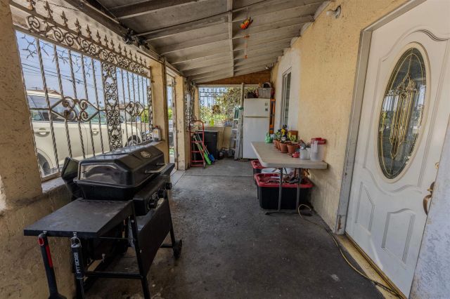 290 35th St, San Diego, CA 92102