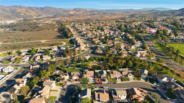 13463 Blackdeer, Corona, CA 92883