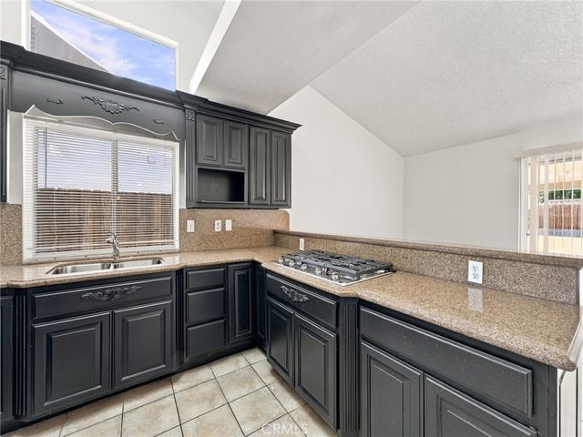37620 Robin Lane, Palmdale, CA 93550
