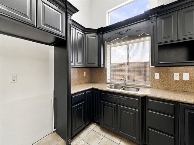 37620 Robin Lane, Palmdale, CA 93550