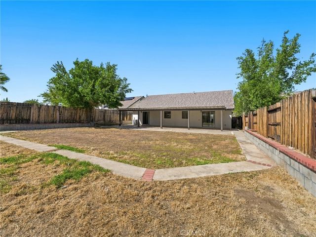 37620 Robin Lane, Palmdale, CA 93550
