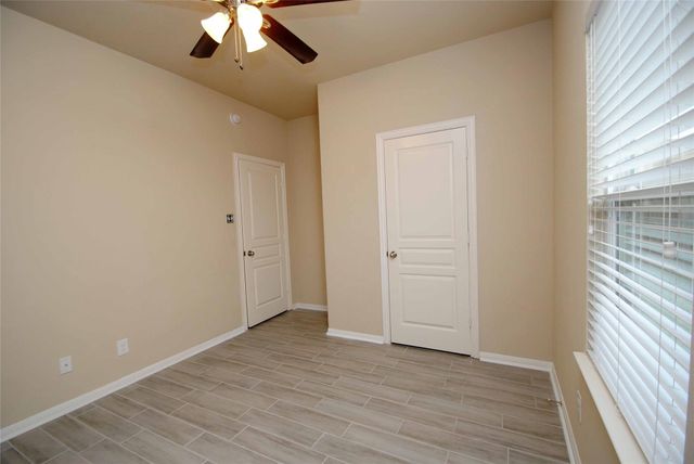 7019 Hazelnut Lane, Baytown, TX 77521