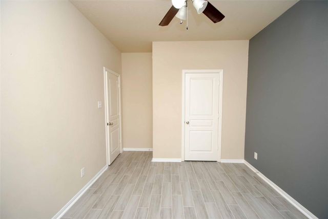 7019 Hazelnut Lane, Baytown, TX 77521
