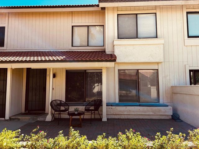 6135 Montecito Dr 5, Palm Springs, CA 92264