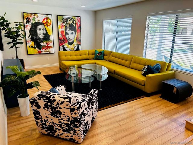 6135 Montecito Dr 5, Palm Springs, CA 92264