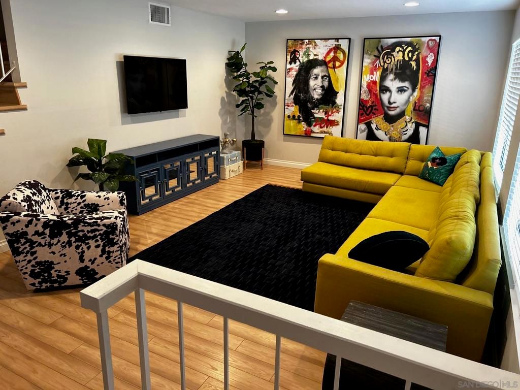 6135 Montecito Dr 5, Palm Springs, CA 92264