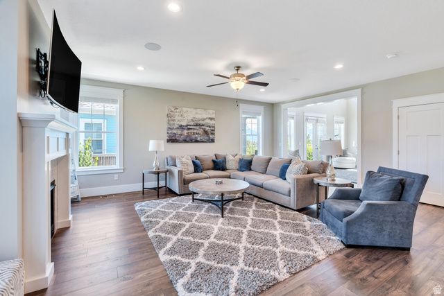 5022 W LAKE AVE, South Jordan, UT 84009