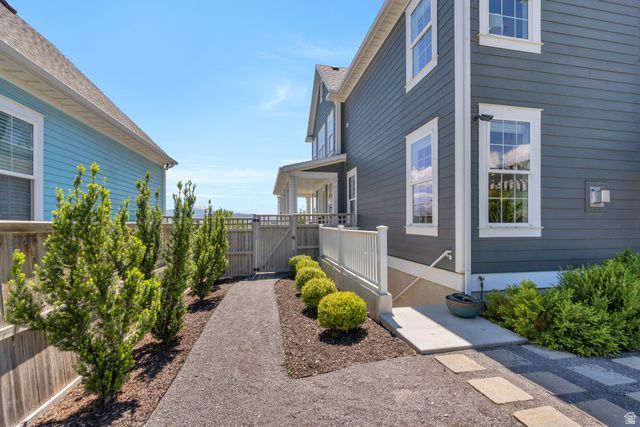 5022 W LAKE AVE, South Jordan, UT 84009