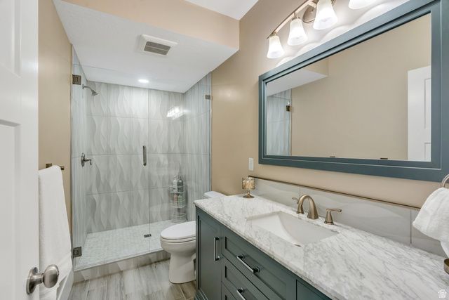 5022 W LAKE AVE, South Jordan, UT 84009