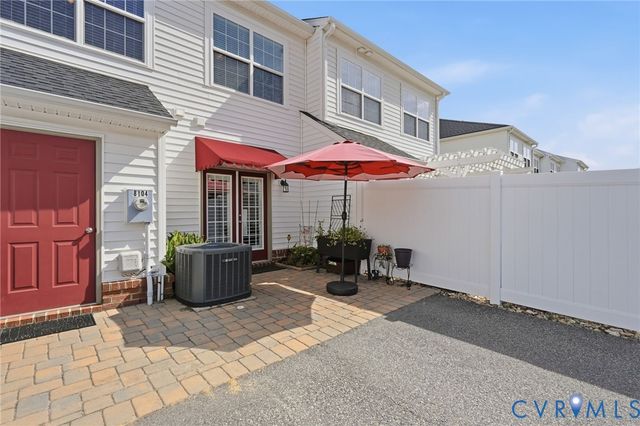 8104 Stony River Pl, Mechanicsville, VA 23111
