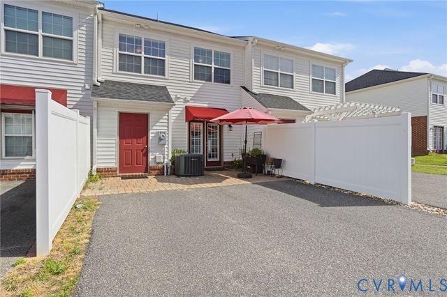 8104 Stony River Pl, Mechanicsville, VA 23111
