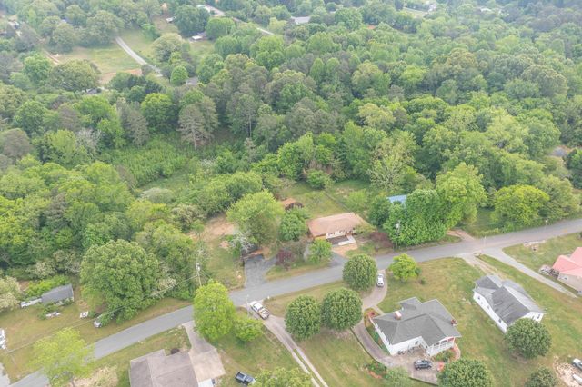 612 W Garden Farm, Rossville, GA 30741